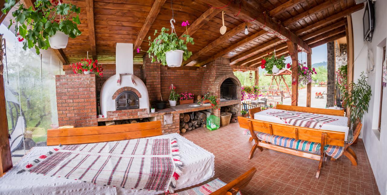 Heaven Hotel Saliste  Ngoại thất bức ảnh
